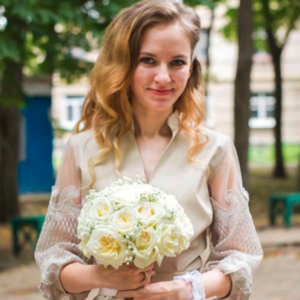 Альона Лозова